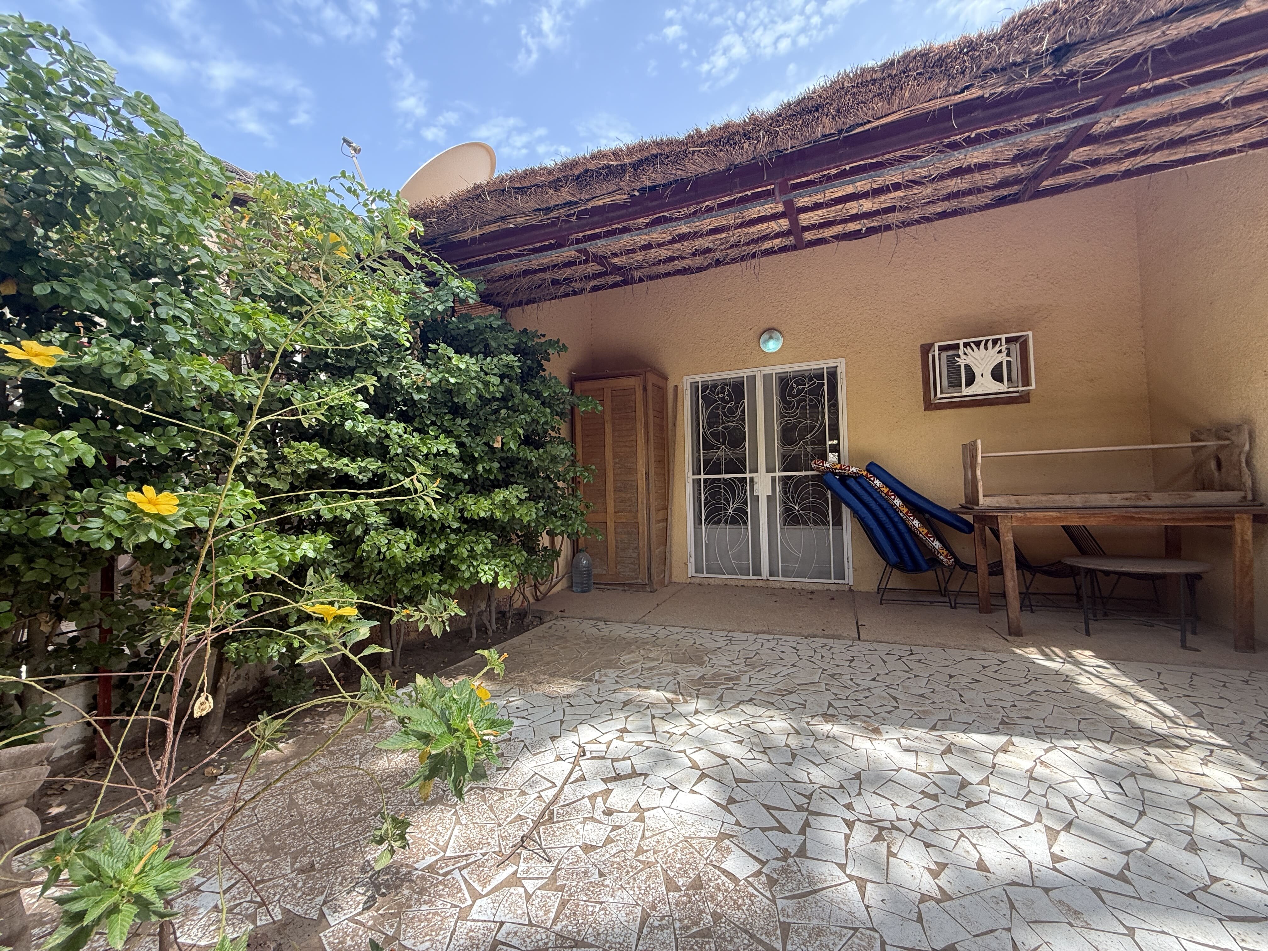 VILLA À VENDRE SALY  EN RÉSIDENCE  PRIVÉE  AVEC  TITRE FONCIER.