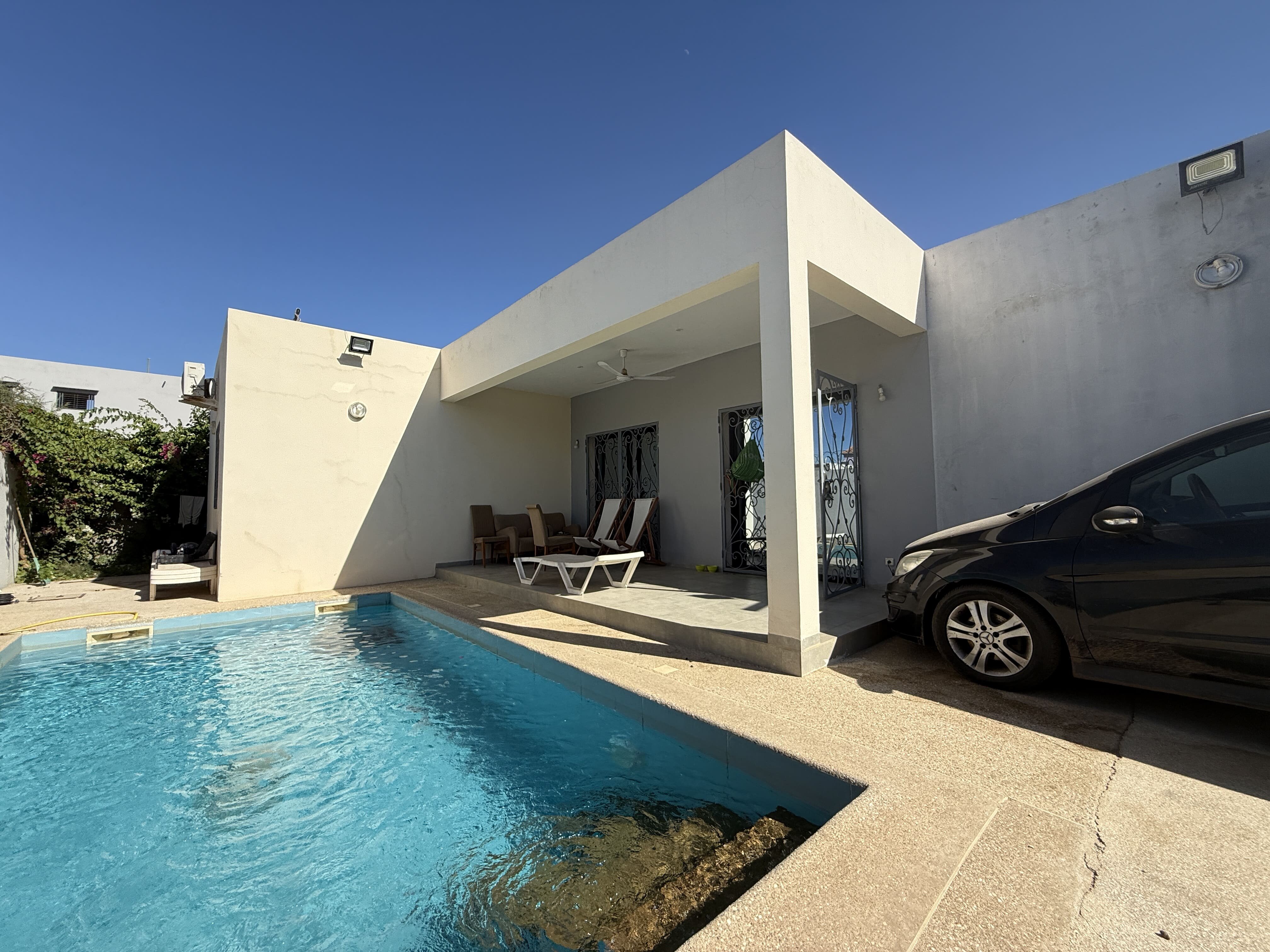 TOP PETIT BUDGET, une charmante villa à vendre à Saly !!!